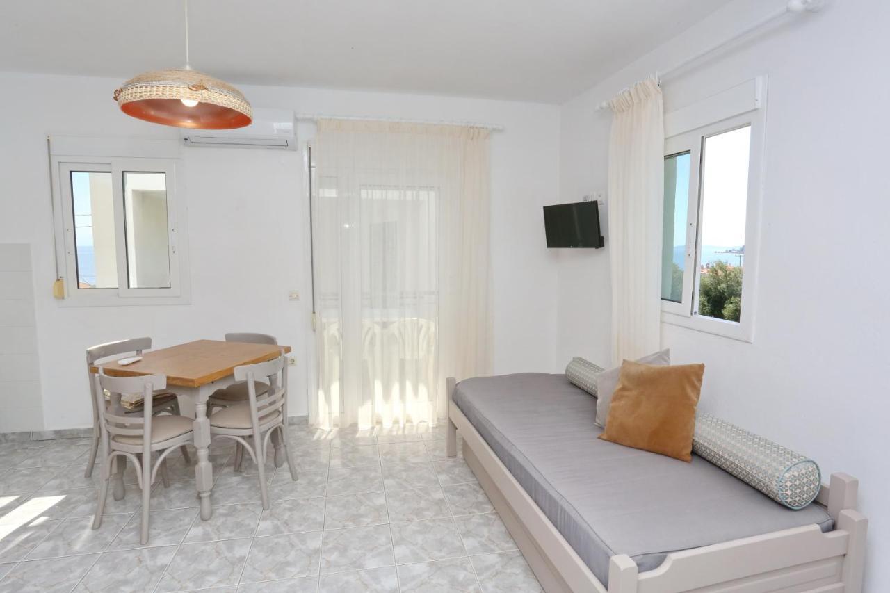 Maison Ciel Agia Paraskevi  Extérieur photo