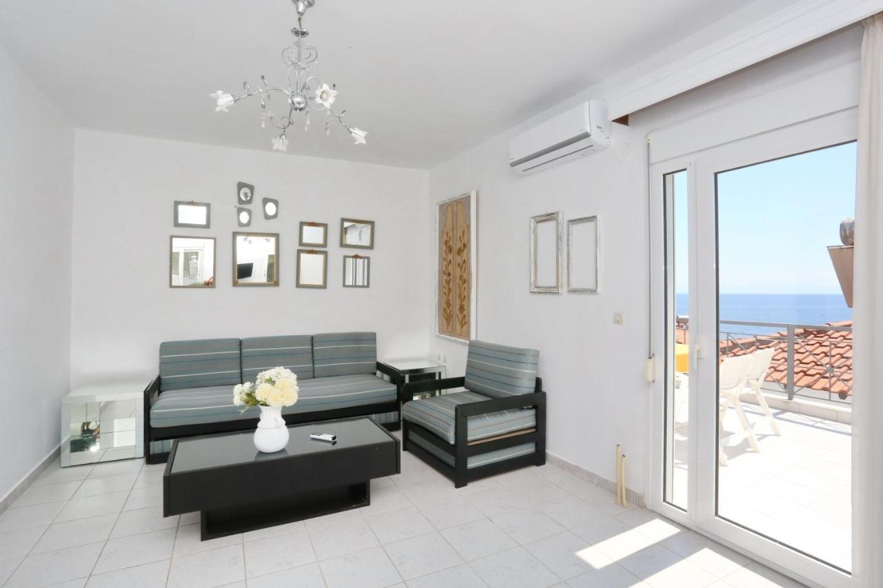Maison Ciel Agia Paraskevi  Extérieur photo