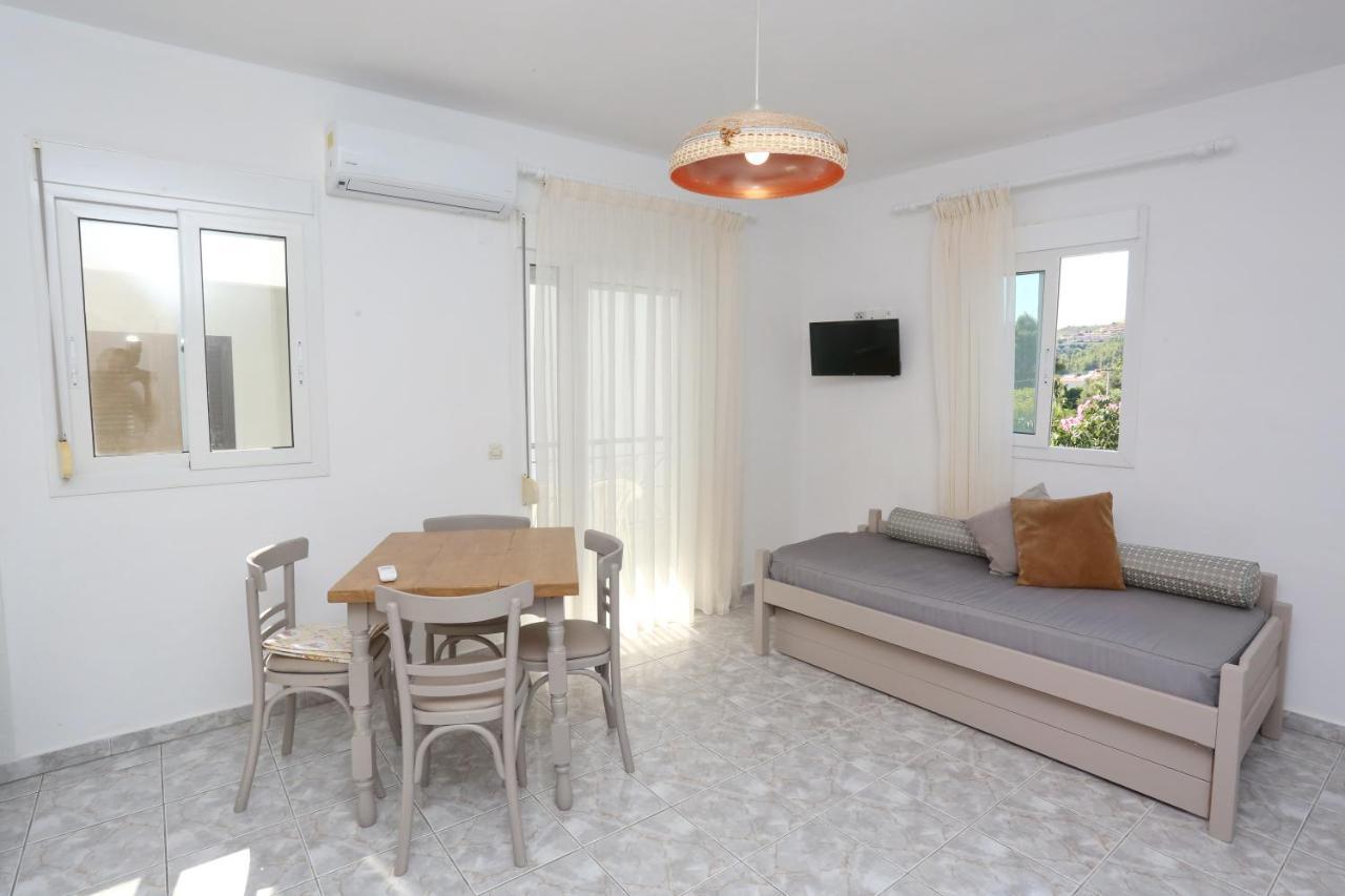 Maison Ciel Agia Paraskevi  Extérieur photo
